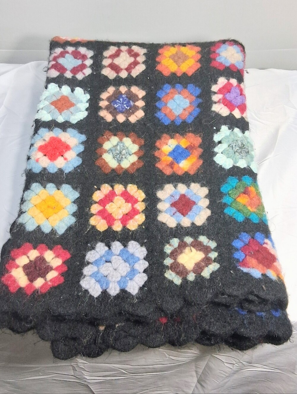 "Roseanne" Granny Square Heavy Wool 48x40 Handmade Vintage Scalloped Blanket